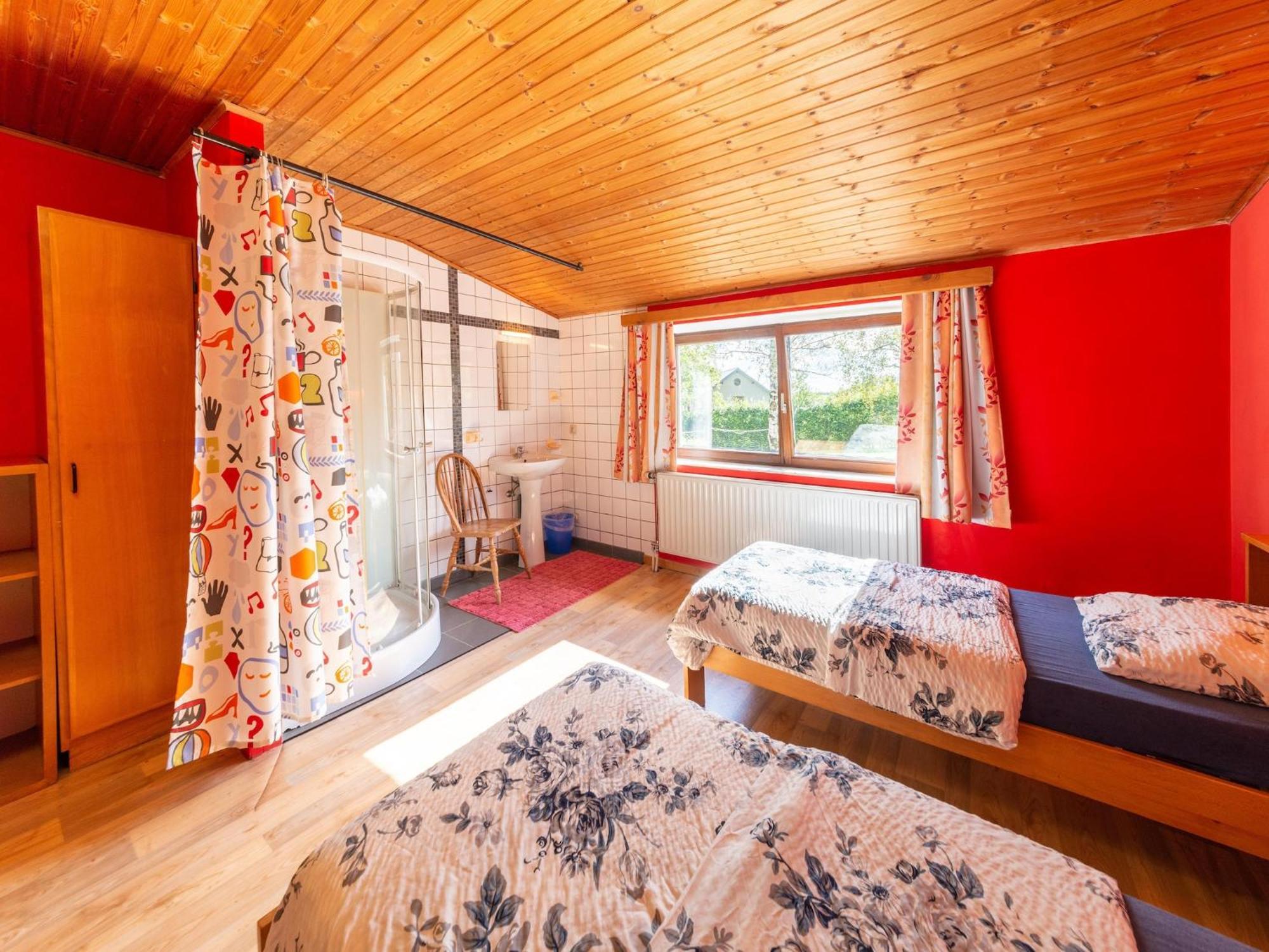 Wonderful Holiday Home In Montleban With Sauna Exterior photo