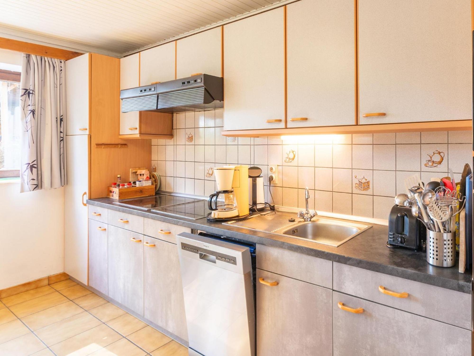 Wonderful Holiday Home In Montleban With Sauna Exterior photo