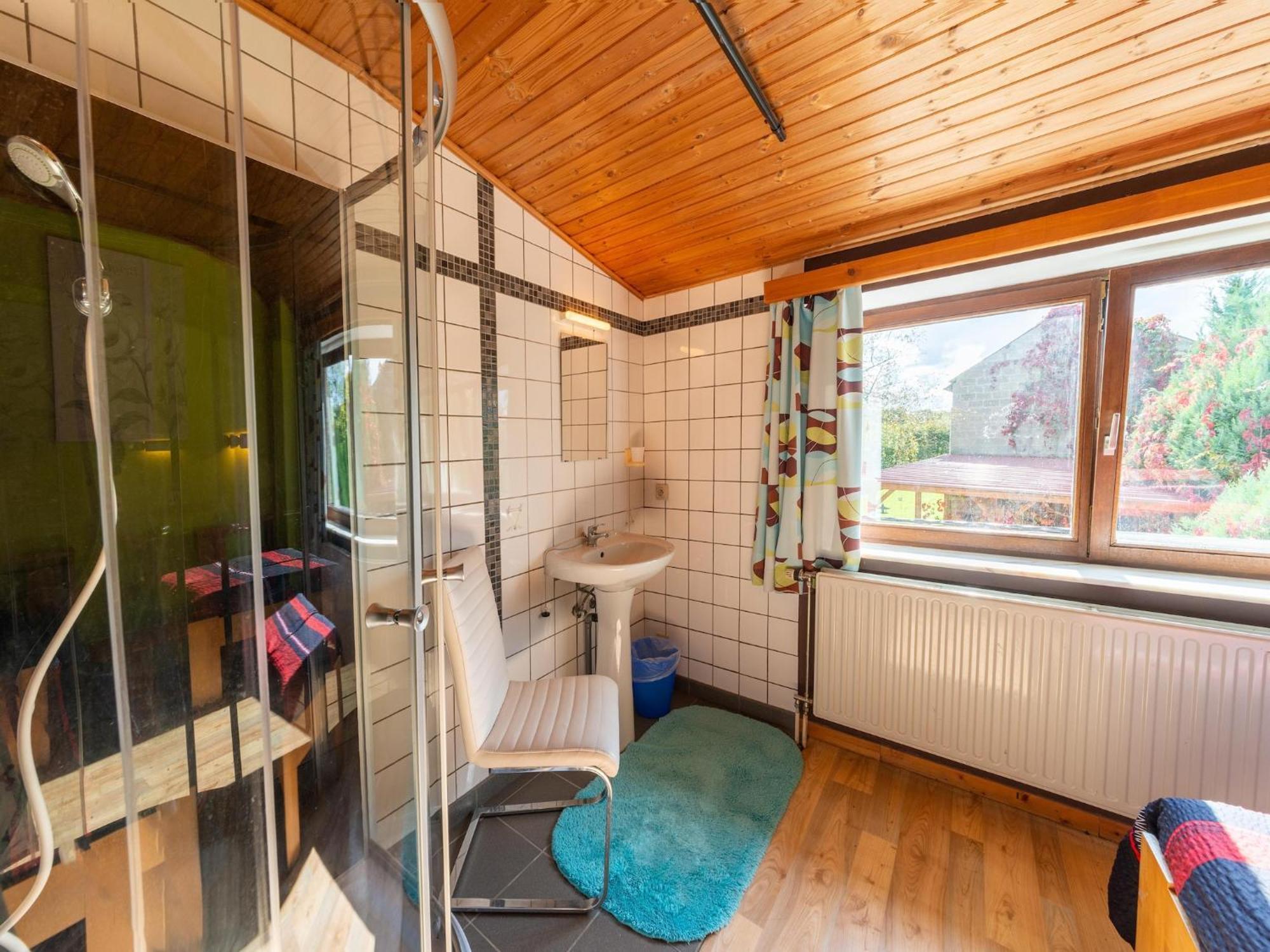 Wonderful Holiday Home In Montleban With Sauna Exterior photo